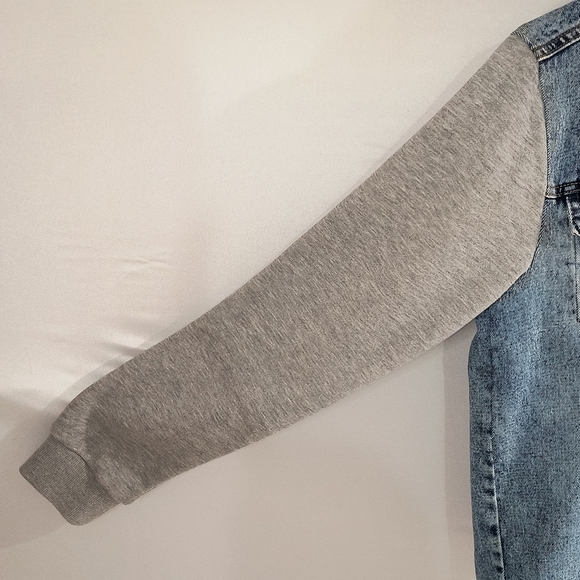 George Men's Small Blue W/Gray Sweatshirt Sleeves Jean Jacket - Picture 3 of 11